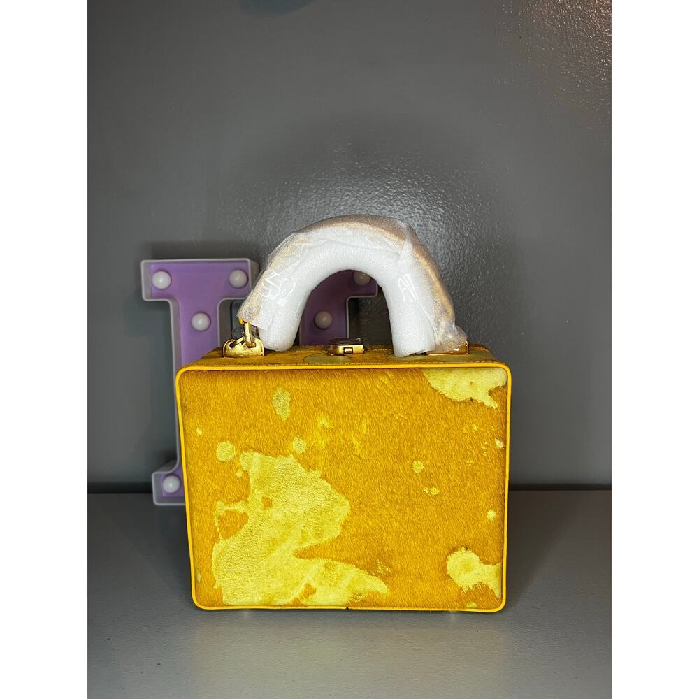 Brandon Blackwood Standard Kendrick Trunk in Yellow Distressed Ponyhair - Picture 4 of 9